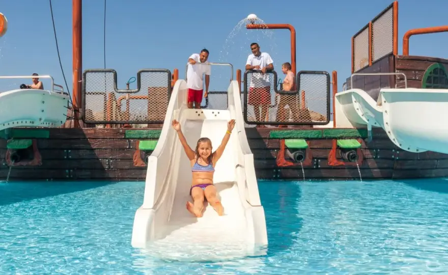 Djerba Aqua Resort - Aquapark, plaża i opinie - Czy warto wybrać?