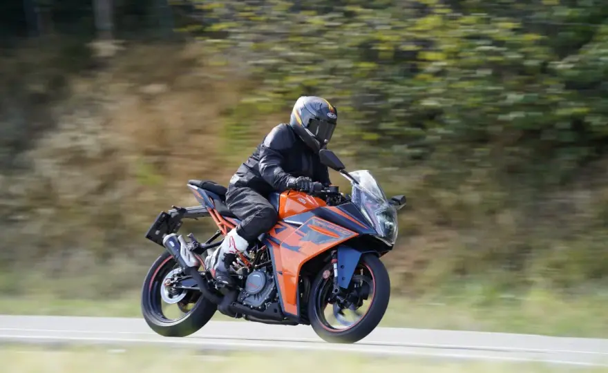 KTM RC 390 - cuántos CV da y por qué encaja en el A2