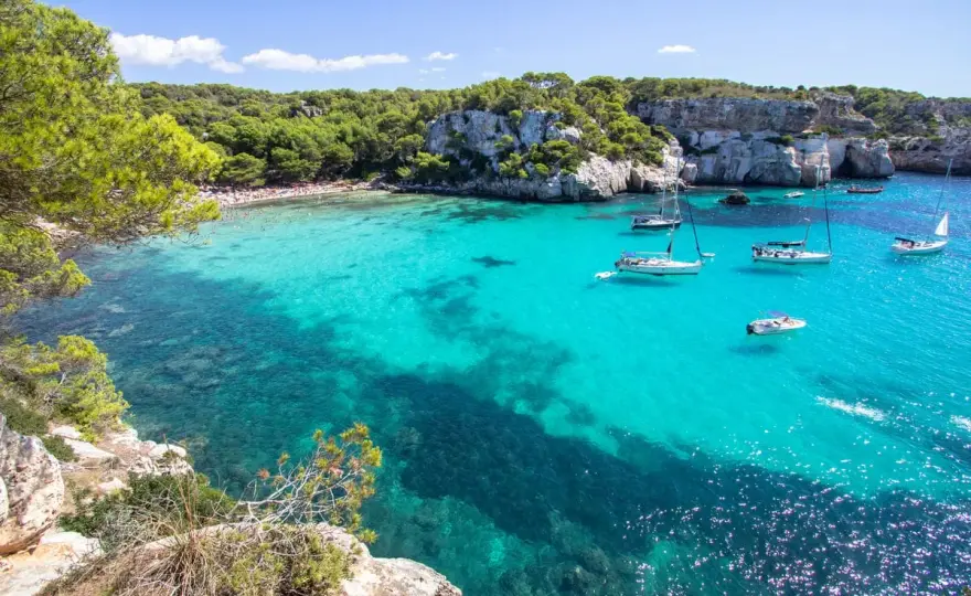 Menorca en 3 días - la ruta ideal por Ciutadella, calas y Fornells