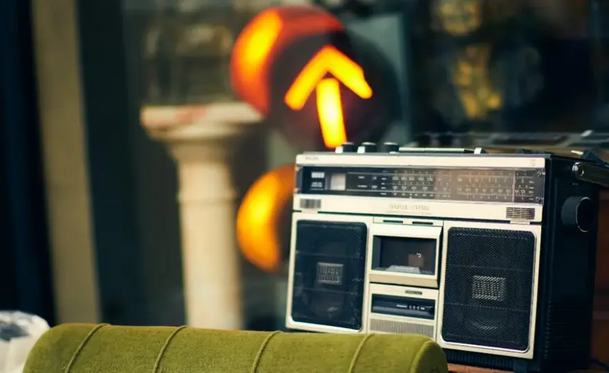 Dźwięk stereo: Jak działa i dlaczego robi tak wielkie wrażenie?