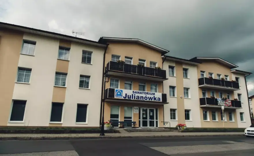 Julianówka Ciechocinek 2026: Cennik, Zabiegi, Opinie Przewodnik