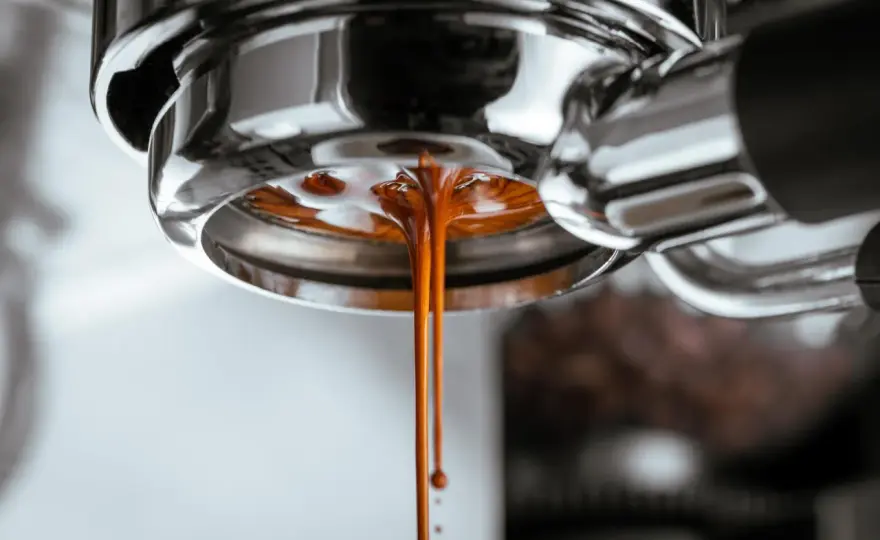 Espresso - Przewodnik: Jak parzyć i rozpoznać idealny shot?