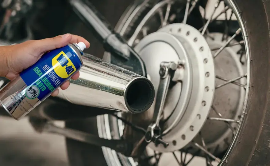 Decromatura Moto Fai da Te - I Metodi che Funzionano Davvero