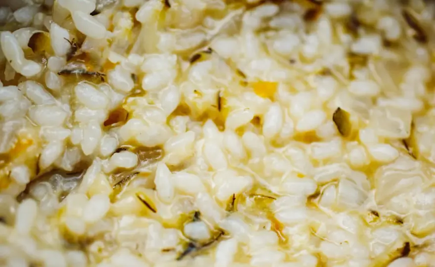 Veganes Risotto - So wird es ohne Ersatzprodukte perfekt cremig