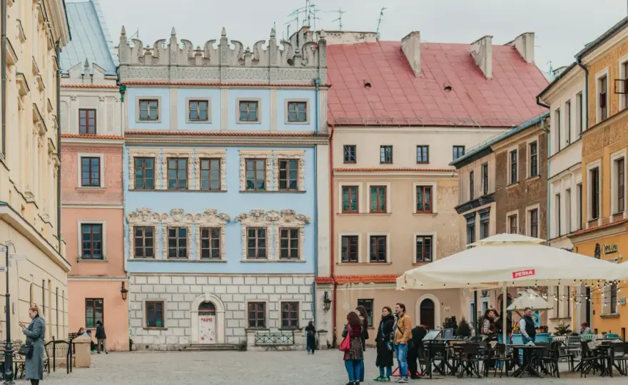 4-dniowy city break samolotem - Jak zaplanować idealny wyjazd?