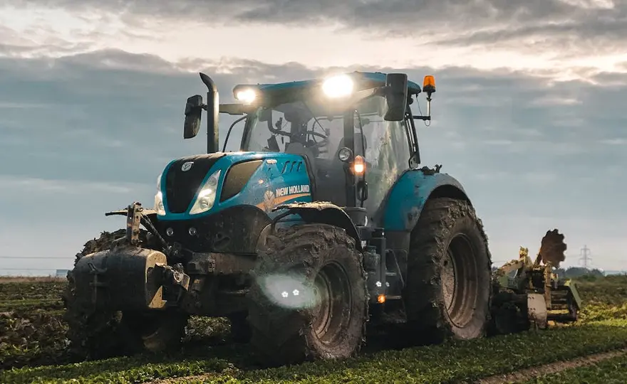  Traktorek z glebogryzarką - jak wybrać najlepszy model w 2023?