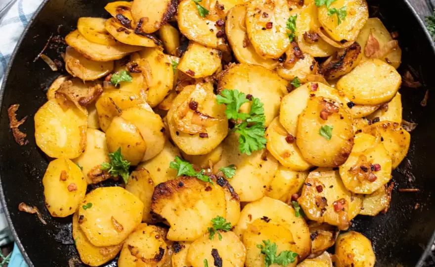 Bratkartoffeln aus rohen Kartoffeln richtig knusprig braten
