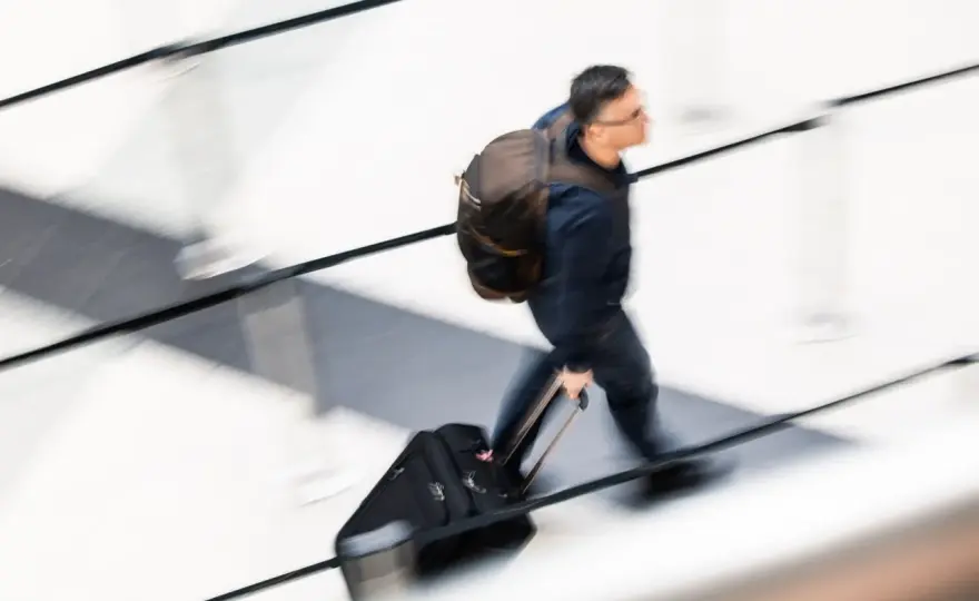Jak obliczyć ryczałt za nocleg w delegacji zagranicznej? Poradnik