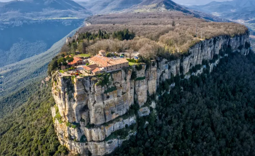 Santuario del Far - Vistas de Girona, historia y cómo visitarlo