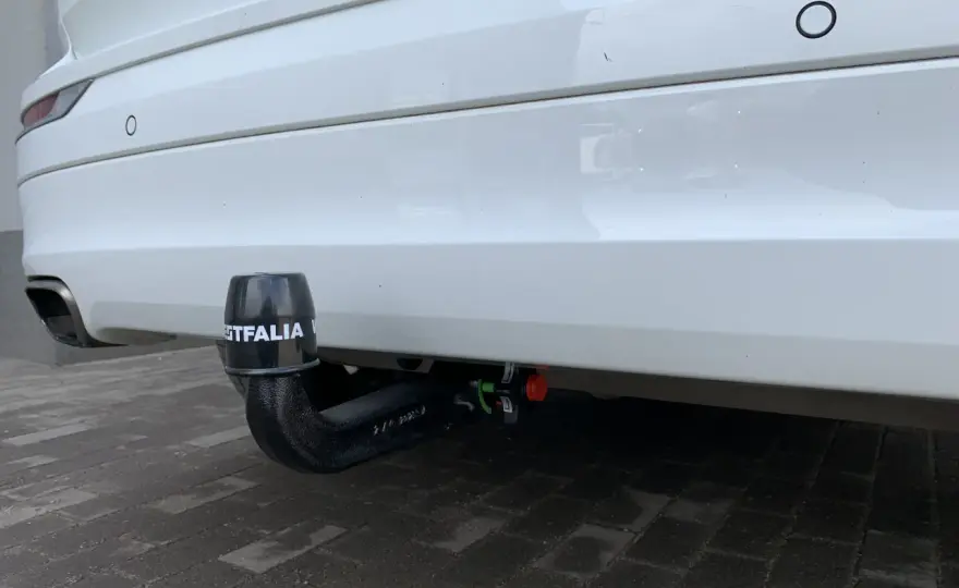 Montaż haka w Volvo XC60: Instrukcja i Porady dla Właścicieli Aut