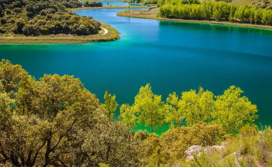 Lagos de España: maravillas naturales que no te puedes perder