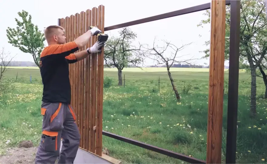 Montaż sztachet drewnianych - Zrób to dobrze i uniknij poprawek!