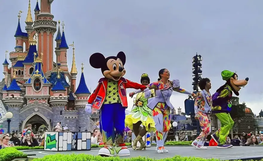 Atrakcje Disneyland Paris, które warto wybrać i jak ułożyć dzień
