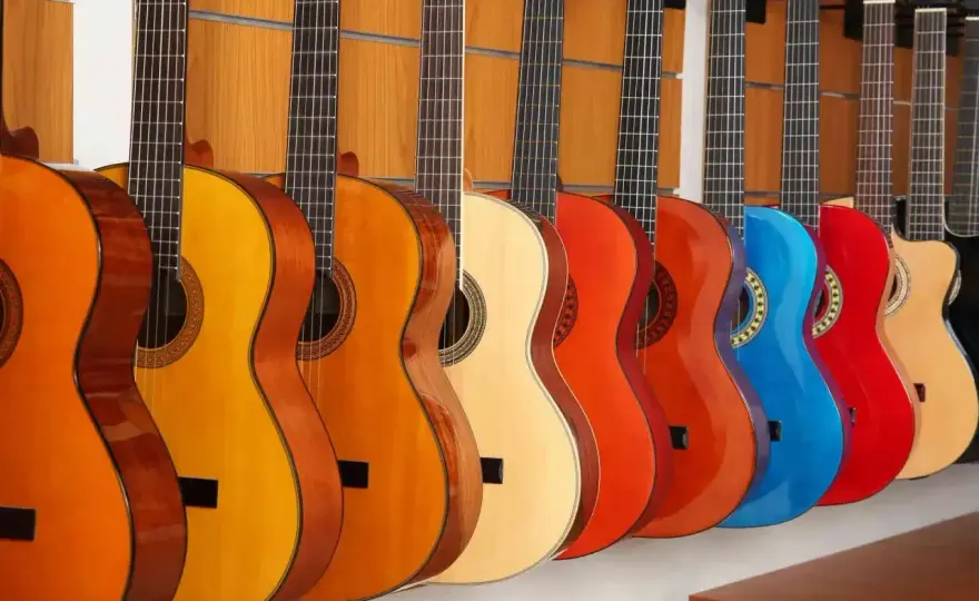 Rozmiary gitar akustycznych - Jak wybrać idealny dla siebie?