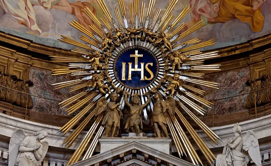 IHS Bedeutung - Das steckt hinter dem Christusmonogramm