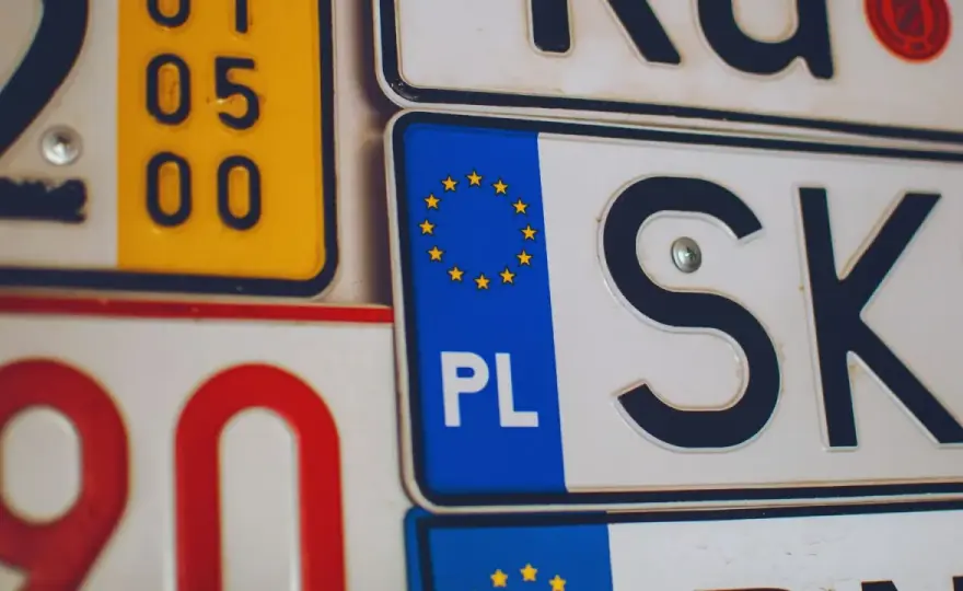 Rejestracja SZY - Co to za powiat i ile kosztuje? Sprawdź zasady