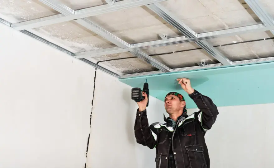 Faux plafond - Évitez les erreurs et posez-le parfaitement !