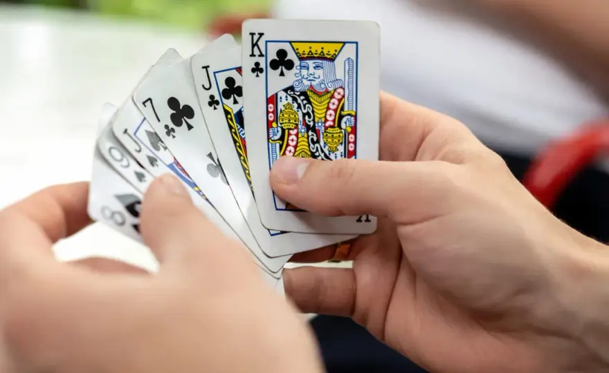 Kuku - zasady gry, rozdanie i najważniejsze warianty