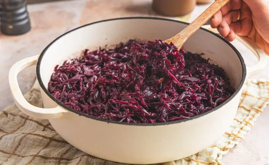 Rotkohl kochen - So gelingt er zart und aromatisch!
