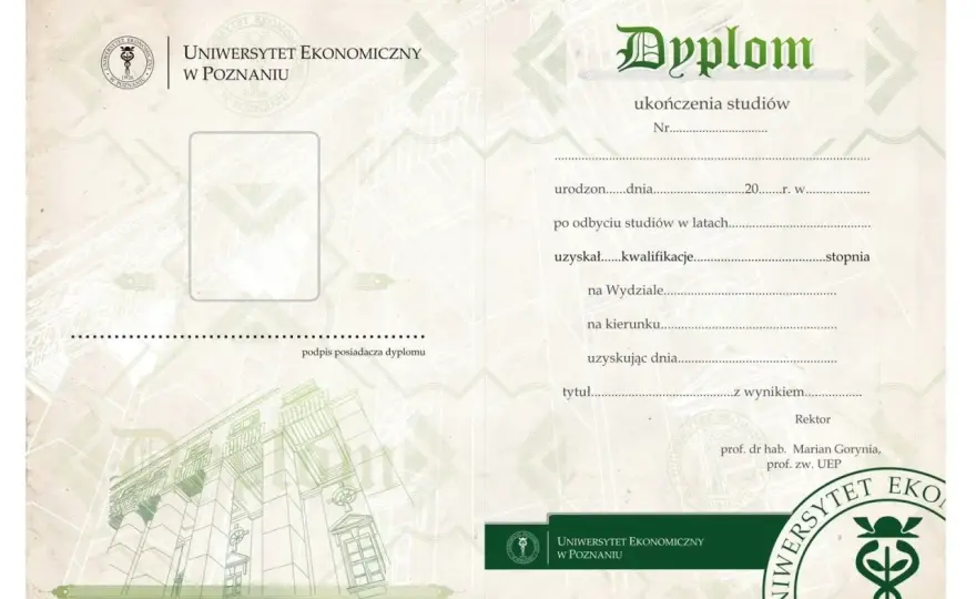 Dyplom ukończenia studiów - Co musisz wiedzieć? Poradnik