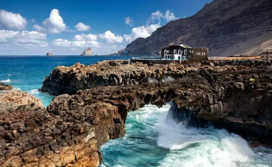Los mejores hoteles en la isla del hierro que no te puedes perder