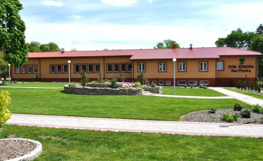 Dom Seniora Nad Płonką: Opinie, koszty, pełna oferta. Sprawdź!