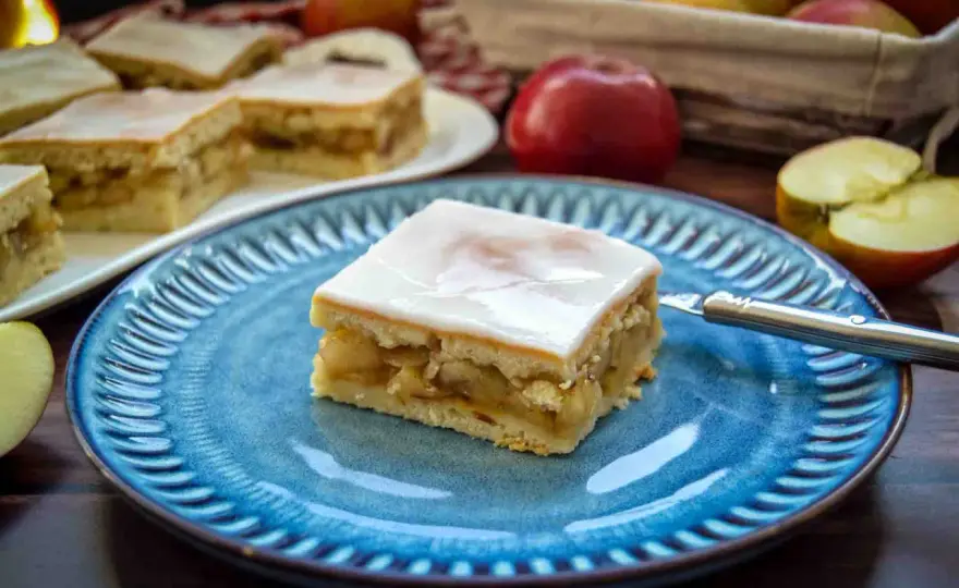 Gedeckter Apfelkuchen - So wird der Boden nie wieder matschig