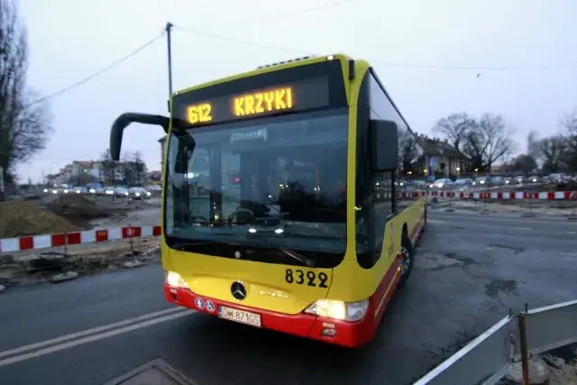 Mobilis: Skąd odjeżdża autobus? Znajdź swój przystanek bez błędu!