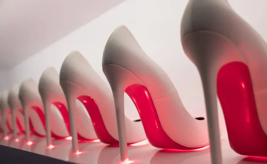 Louboutin - Czy czerwona podeszwa to luksus dla Ciebie?
