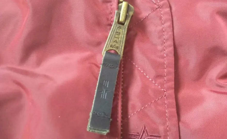 Alpha Industries rozmiarówka - jak dobrać idealny bomber?
