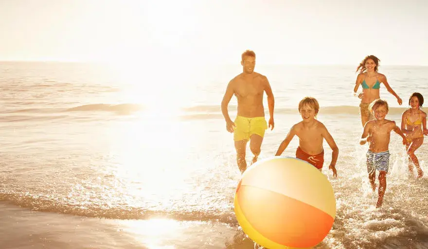 Vacaciones baratas en la playa: ahorra mientras disfrutas del sol