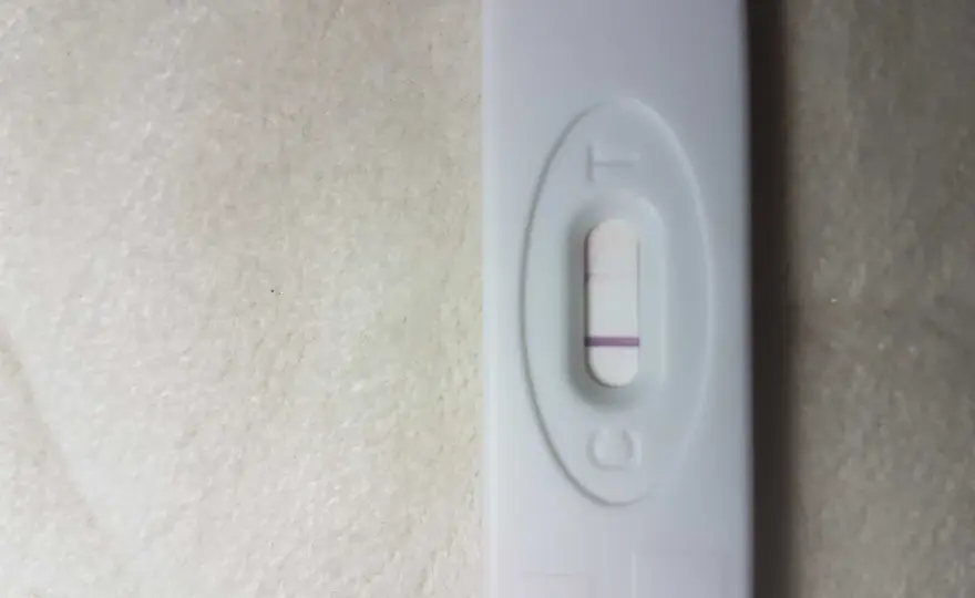 Spóźniona miesiączka, test ujemny - Co dalej?