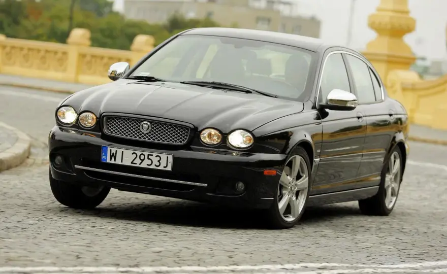 Jaguar X-Type - które wersje naprawdę mają sens?