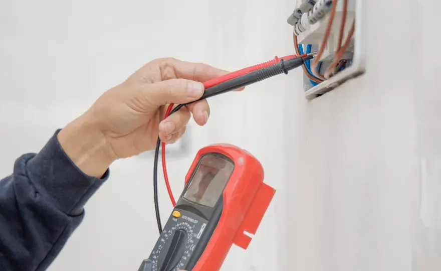 Protokół odbioru instalacji elektrycznej - co musi zawierać?