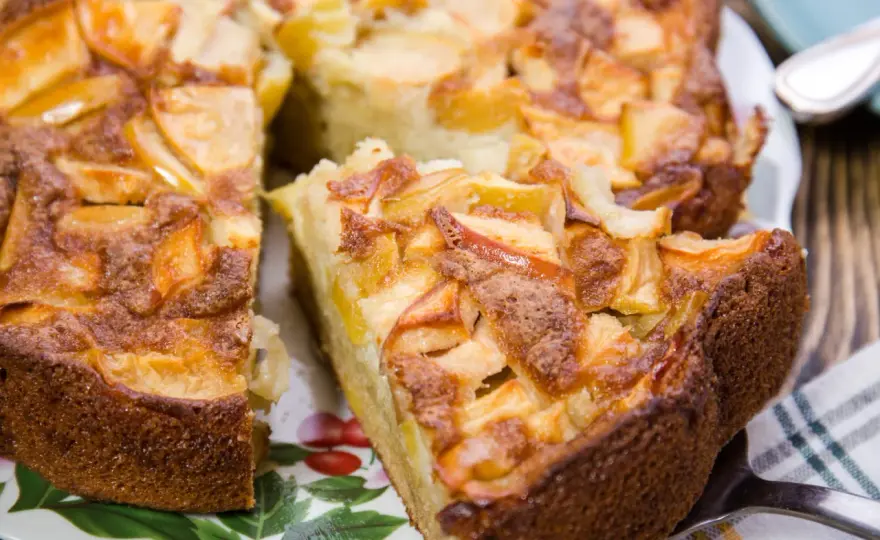 Gâteau aux pommes moelleux - La recette simple et inratable