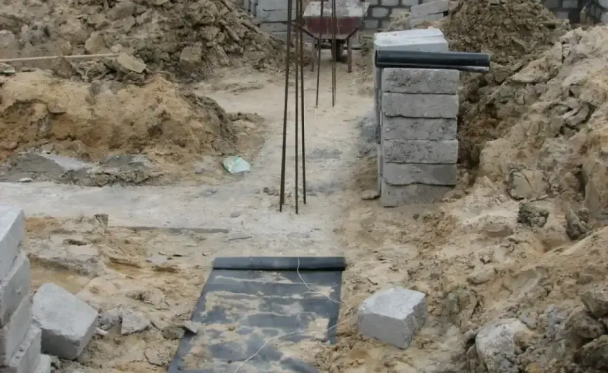 Chudy beton pod fundamenty - Kiedy warto i jak uniknąć błędów?