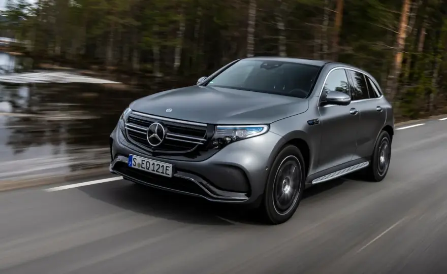 Mercedes EQC w 2026 r. - Czy warto kupić używany?