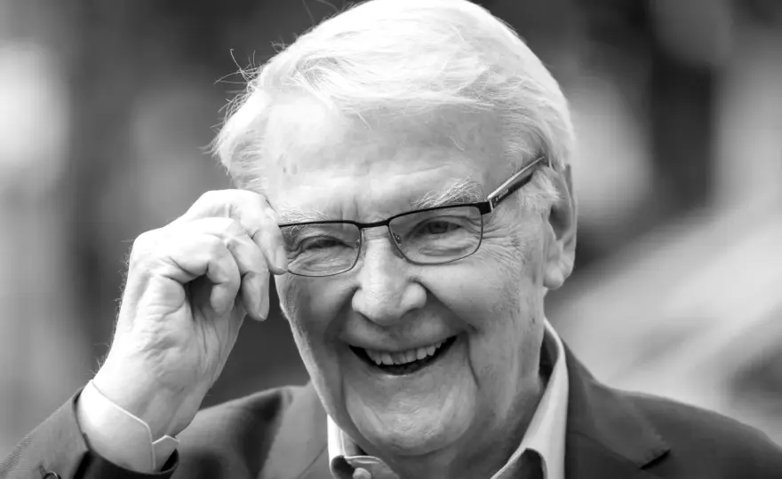 Jan Kowalewski aktor - jego niezwykła kariera i osiągnięcia w teatrze
