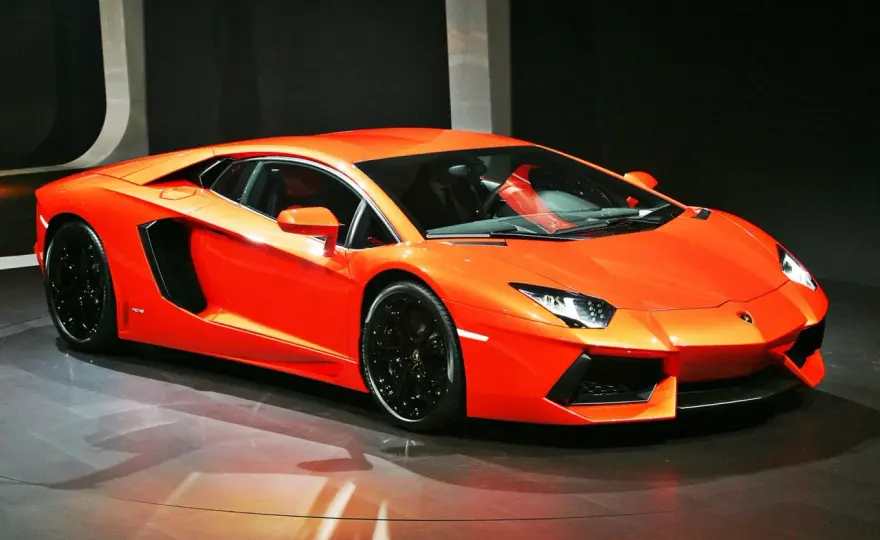 Jak wygląda Lamborghini Aventador? Zobacz jego niezwykły design i cechy