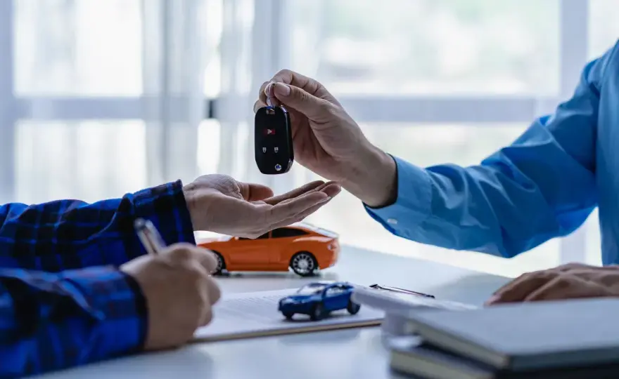Leasing zwrotny auta - Uwolnij kapitał, sprawdź limity 2026