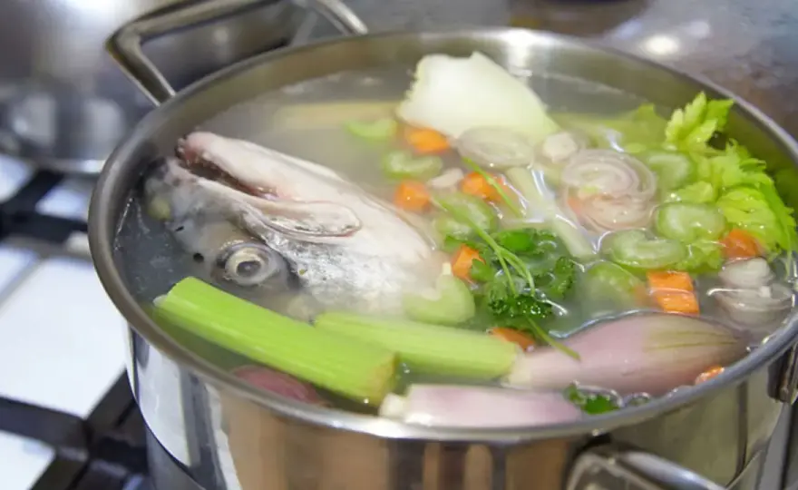 Caldo de pescado casero perfecto - Sabor y trucos infalibles