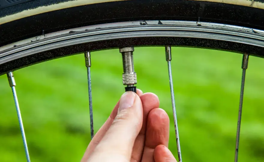 Fahrradventil wechseln - So reparierst du jedes Ventil richtig