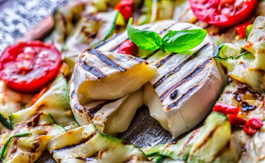 Co na grilla oprócz mięsa? Pomysły i przepisy na bezmięsny grill