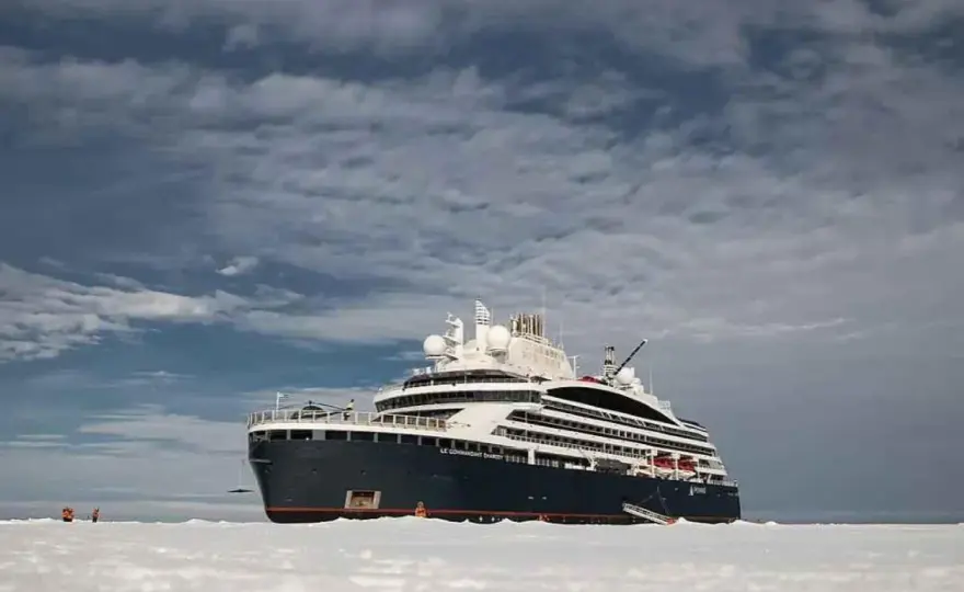 Dzień polarny na rejsie - Jak zaplanować podróż?