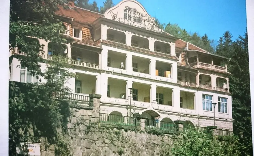 Sanatorium Moniuszko Duszniki-Zdrój: NFZ, prywatnie, co musisz wiedzieć