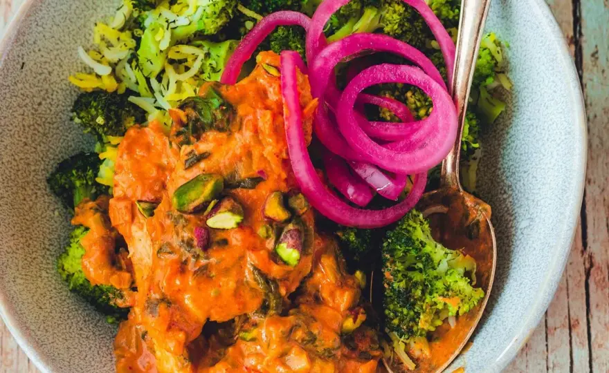 Co podać do curry? Odkryj sekrety idealnych dodatków!