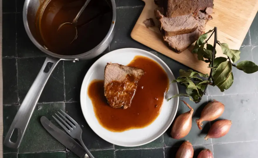 Rinderbraten-Sauce - So gelingt sie perfekt & ohne Fehler