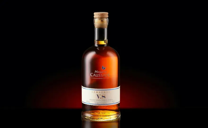 Armagnac - czym różni się od koniaku? Jak pić i wybierać tę brandy
