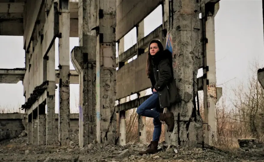 Urbex – jak eksplorować opuszczone budynki bezpiecznie?
