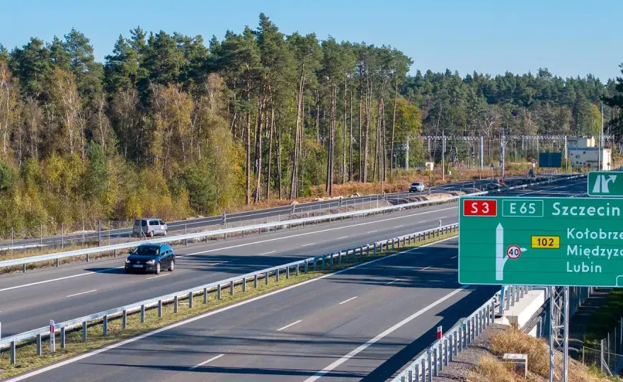 Autostrada A3 czy droga S3? Poznaj aktualny status i zasady jazdy